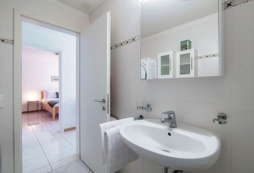 Minusio Apartment By Quokka 360   Bright And Modern Flat With Balcony