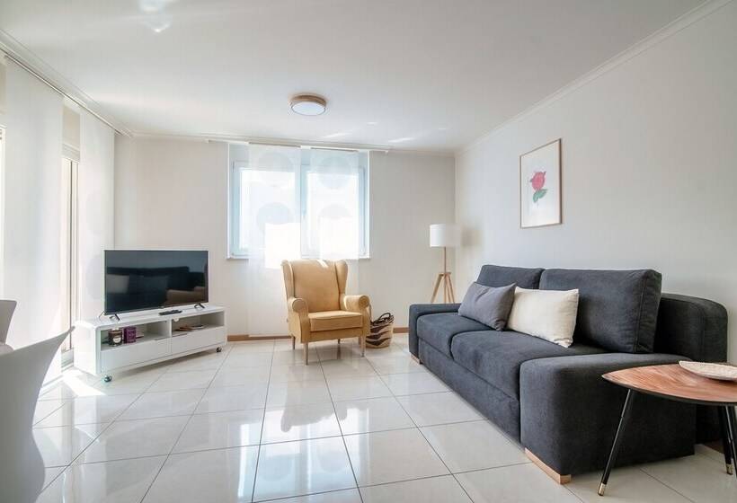 Minusio Apartment By Quokka 360   Bright And Modern Flat With Balcony