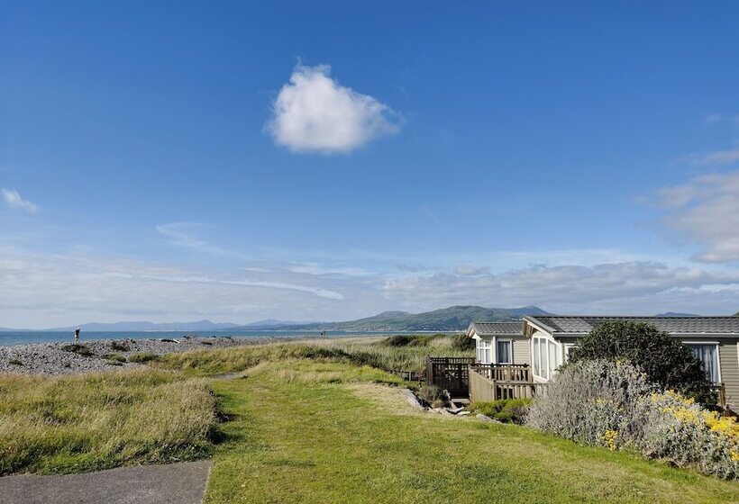 Sea And Mountain View Sunbeach Holiday Snowdonia