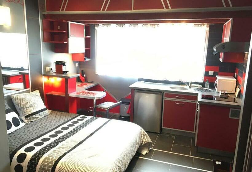 Studio Indépendant   2 Voyageurs   Jardin/jacuzzi