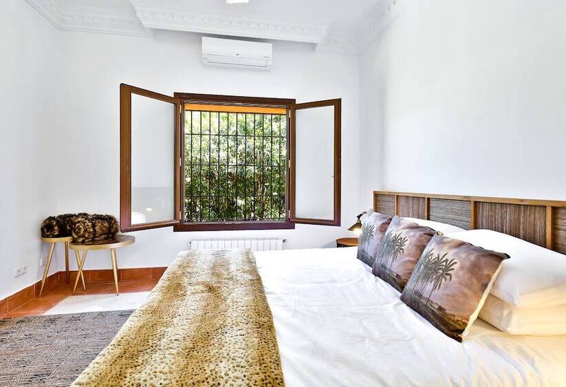 Yolo Spaces   Sotogrande   White House Villa