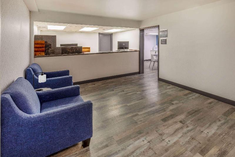 هاستل Baymont By Wyndham Laredo