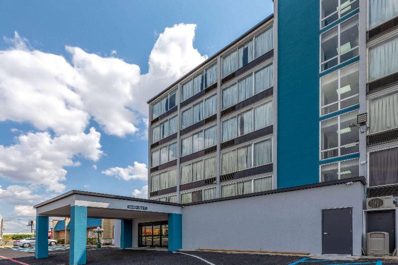 هاستل Baymont By Wyndham Laredo