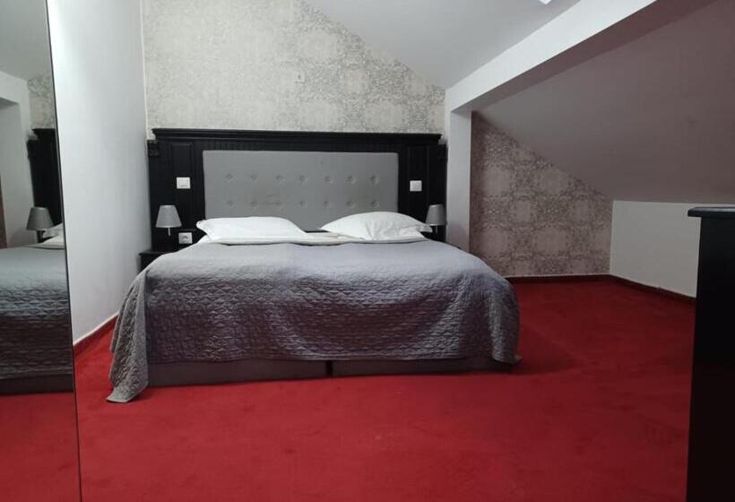 Bed and Breakfast Casa Domnească Cacica