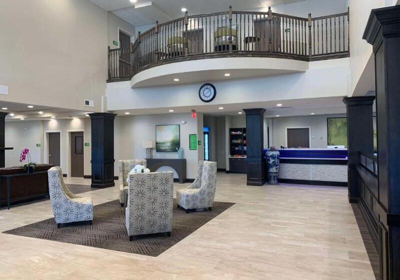 فندق Best Western Plus Horseheads Inn & Suites