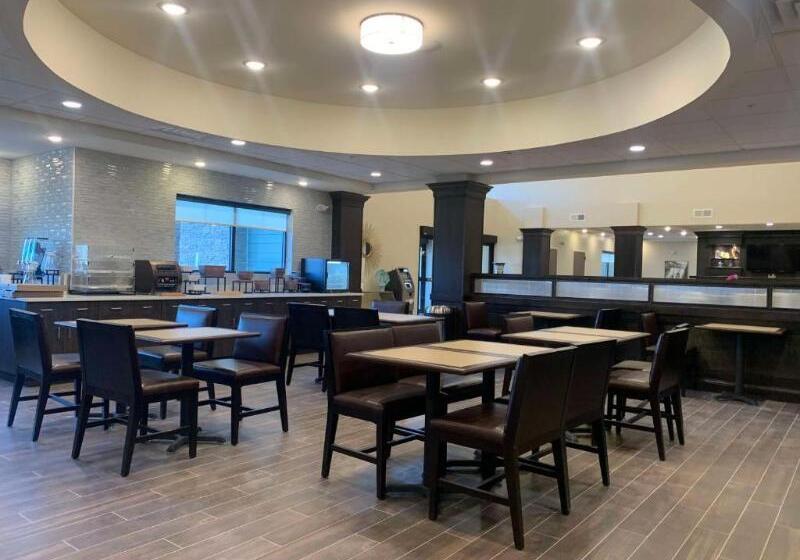 فندق Best Western Plus Horseheads Inn & Suites