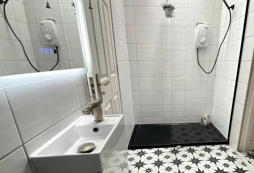 The Yellow Door Cottage