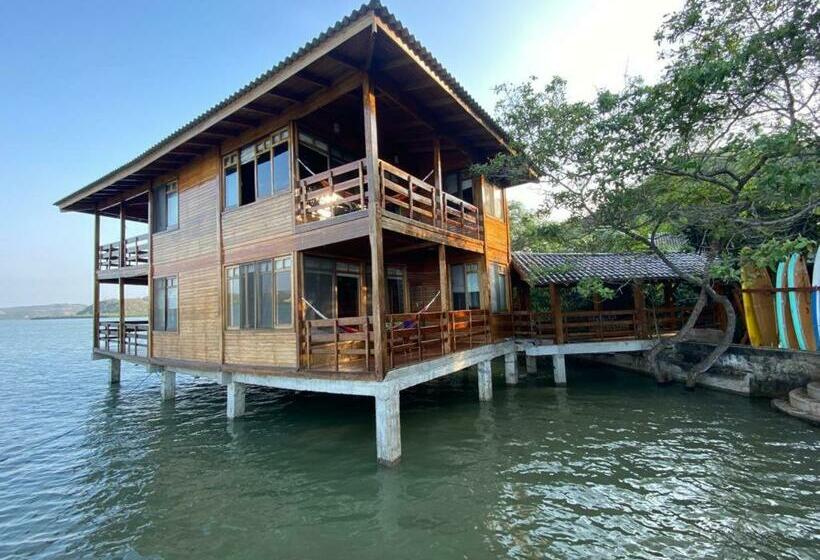 ユースホステル Saiananda Adventure Eco Lodge