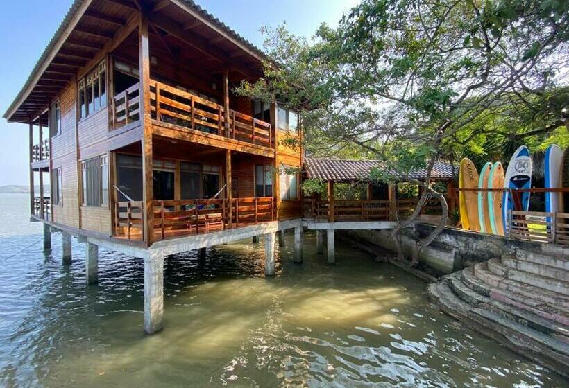 ユースホステル Saiananda Adventure Eco Lodge