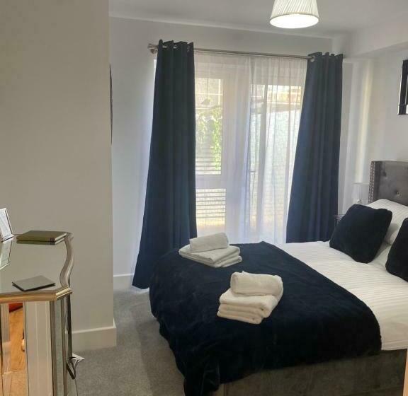 The Bay House Apartments , Shanklin