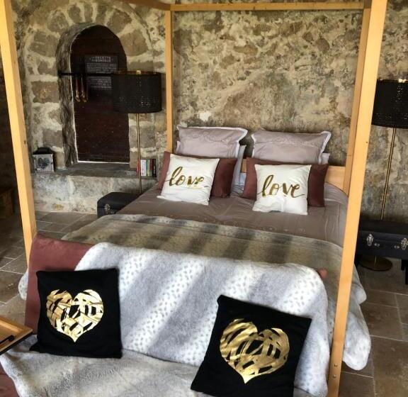 צימר Le Manoir Chambre D Hôte De Charme Avec Jacuzzi Privatif