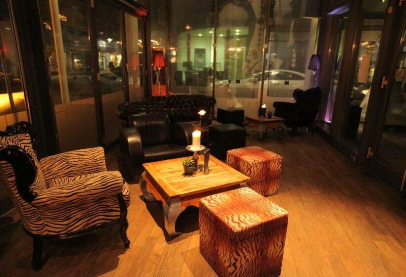 ホテル Mariotto Am Burghof