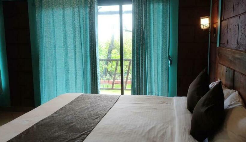 בית מלון כפרי Royal Stone Resort