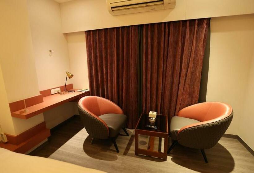 בית מלון כפרי Varun