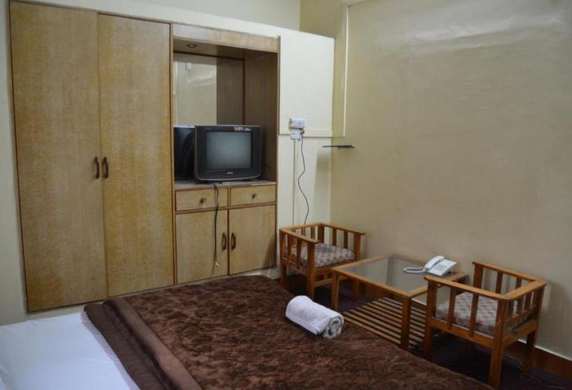 Hotel Zippino Lal Chowk