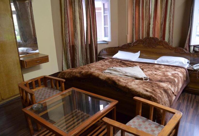 Hotel Zippino Lal Chowk