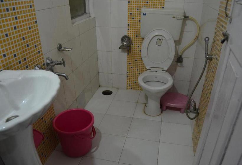 Hotel Zippino Lal Chowk