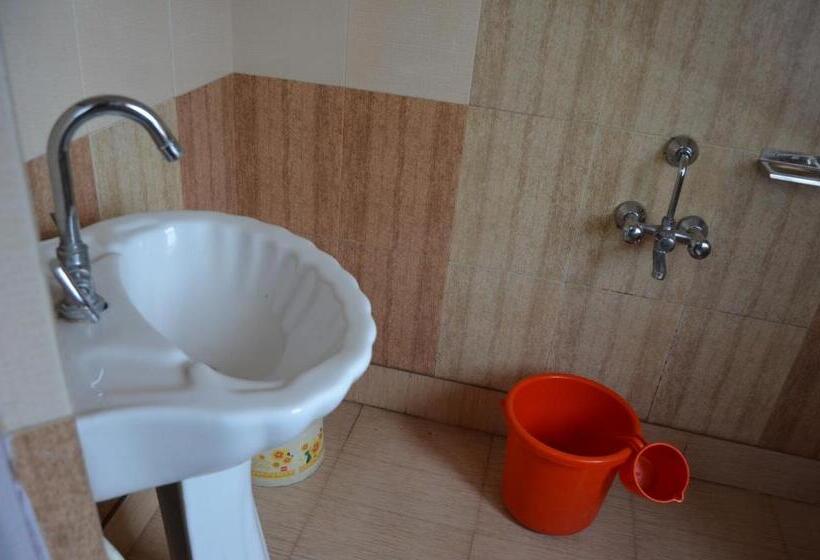 Hotel Zippino Lal Chowk