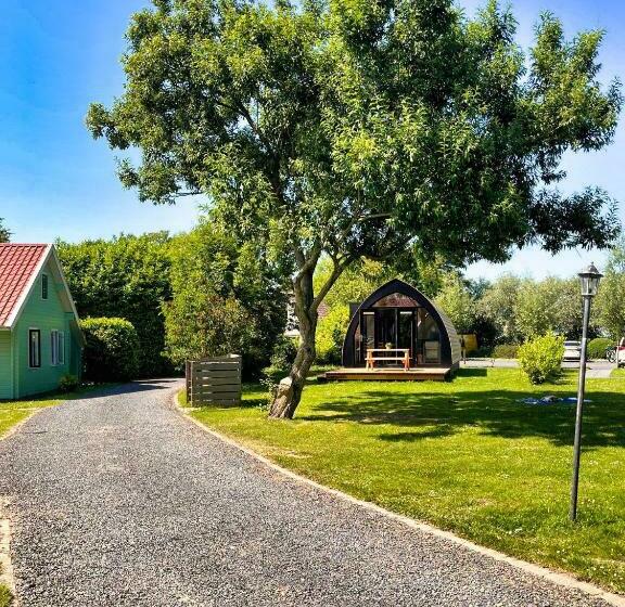 Pod Huisje Met Hottub