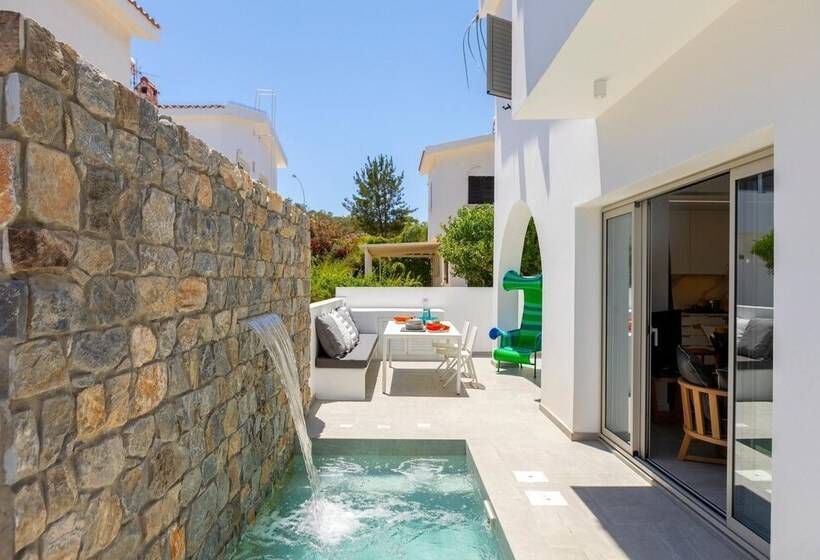 Protaras Rose By The Sea Villa