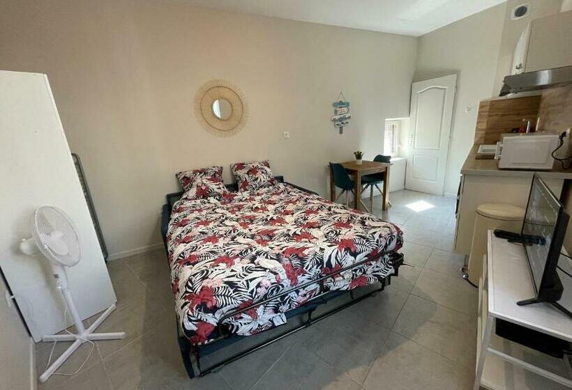 Studio Bien équipé à 2 Pas De La Gare