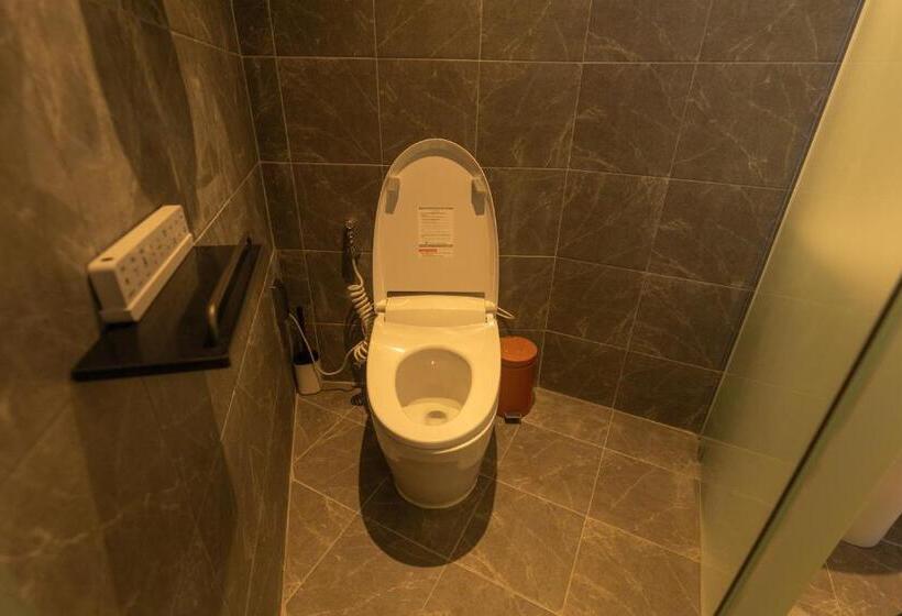 ベッドアンドブレックファースト Big K House