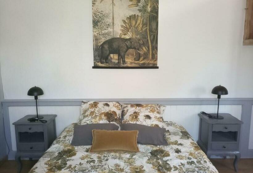 مبيت وإفطار Chambre D Hôtes, Aux Tuileries