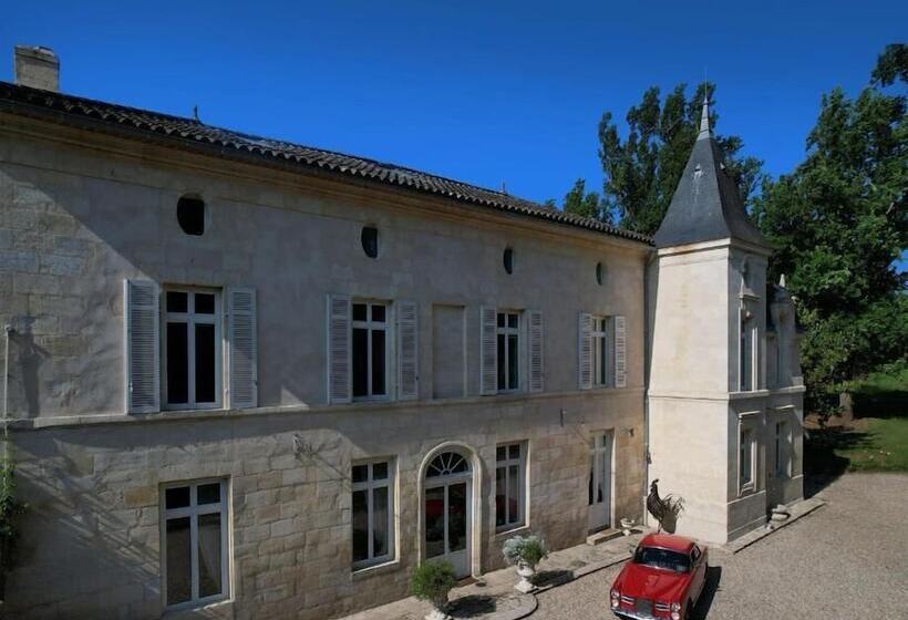 ベッドアンドブレックファースト Château Fleur D Aya