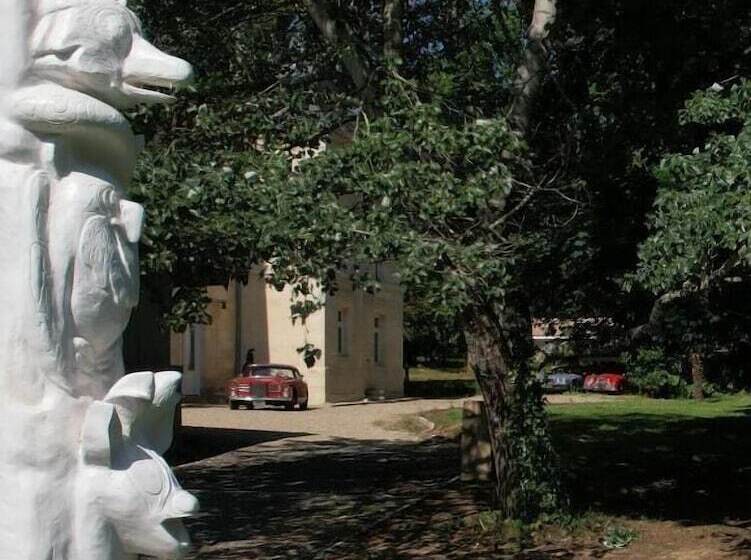 ベッドアンドブレックファースト Château Fleur D Aya