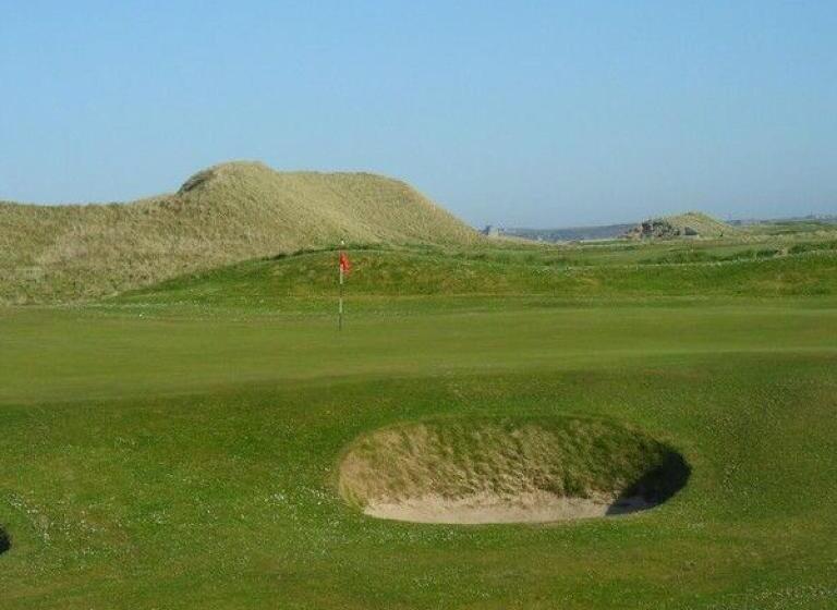 مبيت وإفطار Flotnar Hús   Ensuite Rooms