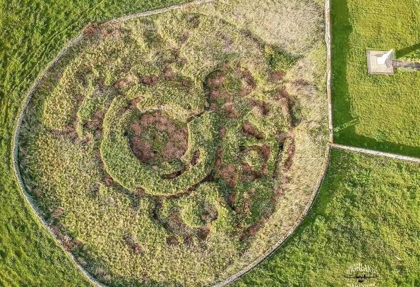 مبيت وإفطار Flotnar Hús   Ensuite Rooms