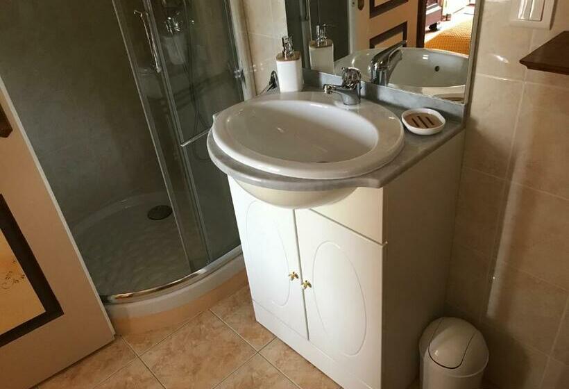 Bed and Breakfast La Maison De Laujol