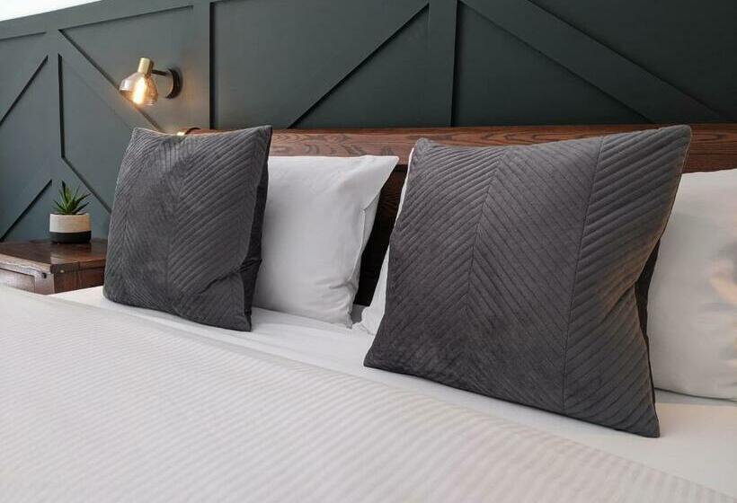 تختخواب و صبحانه Ronachan