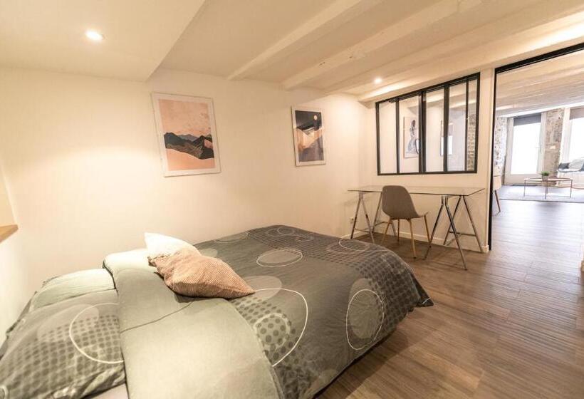 Confortable 2 Pièces Au Cœur Du Centre Historique