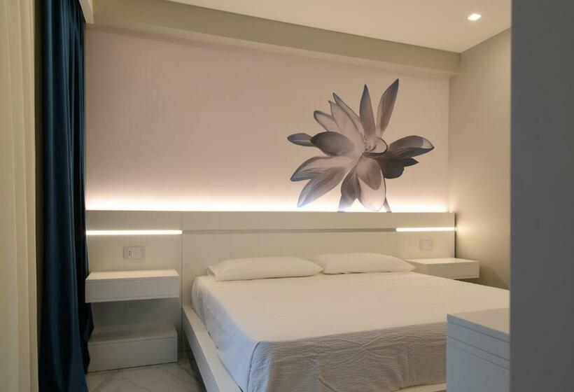 Demsi Palace Hotel & Restaurant