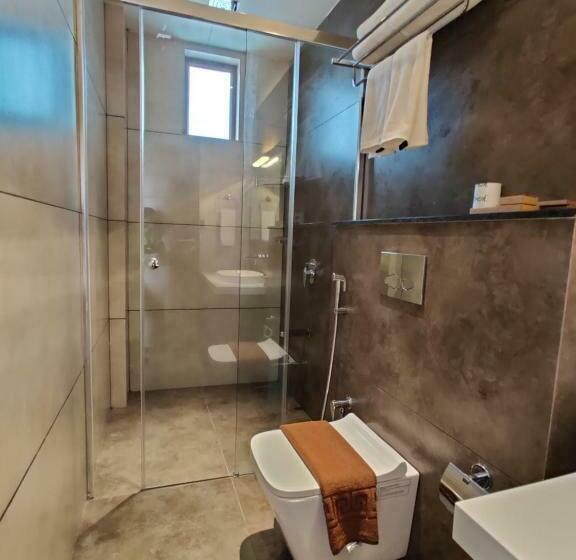 Florida Airport Hotel Kochi