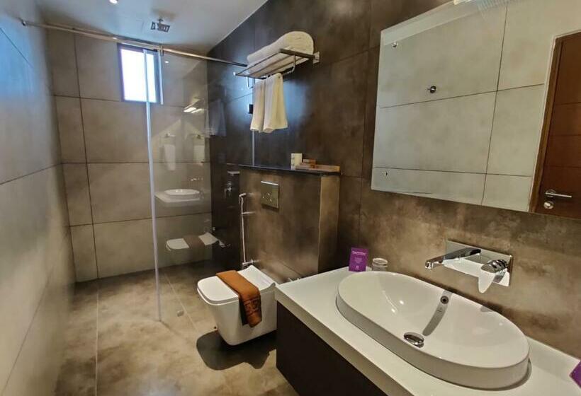 Florida Airport Hotel Kochi