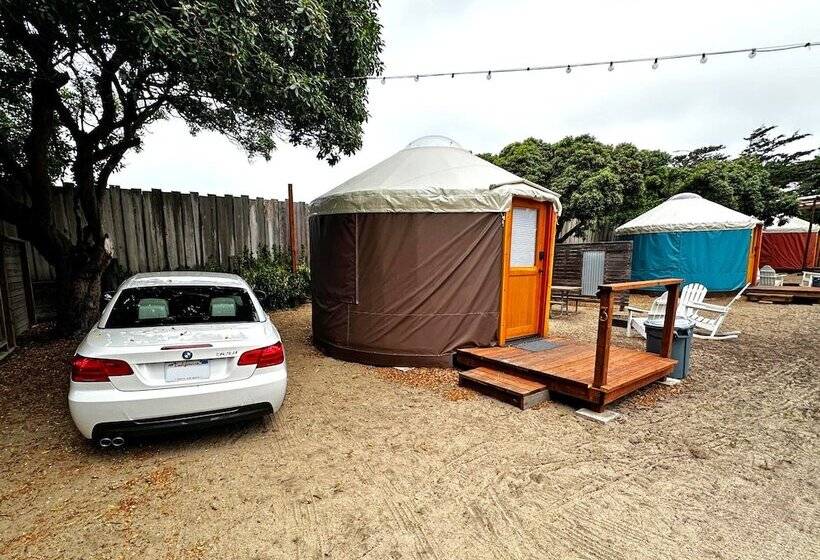 בית מלון כפרי Marina Dunes Rv Resort