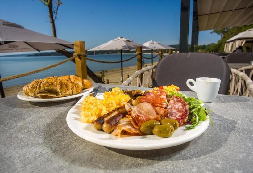 Отель Olive Villas Beach