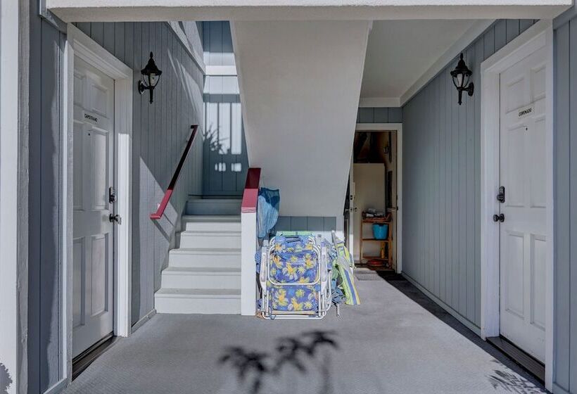 فندق Pelican Cove Inn