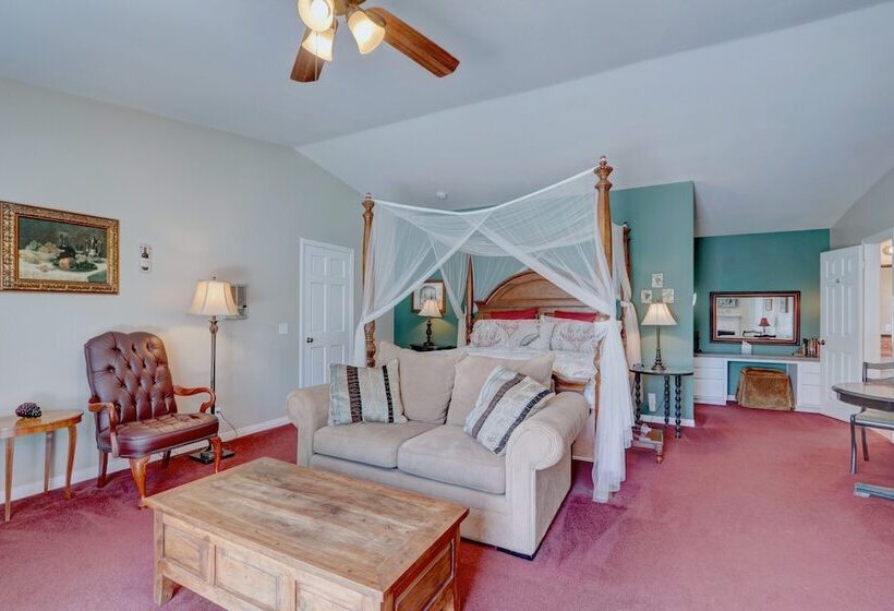 فندق Pelican Cove Inn