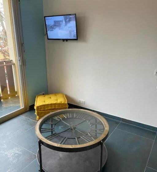 L Acacia   180m De La Plage