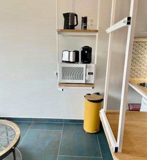 L Acacia   180m De La Plage