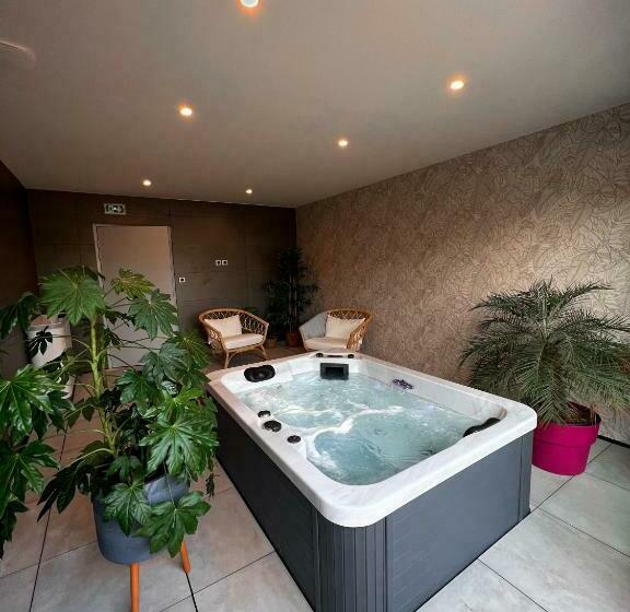 Manava Les Jardins De Monge