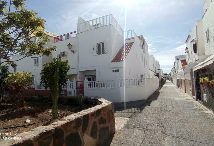 بنسيون Casa Mamre