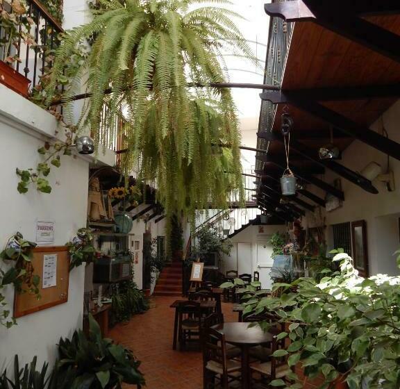 펜션 Hostal Cristina