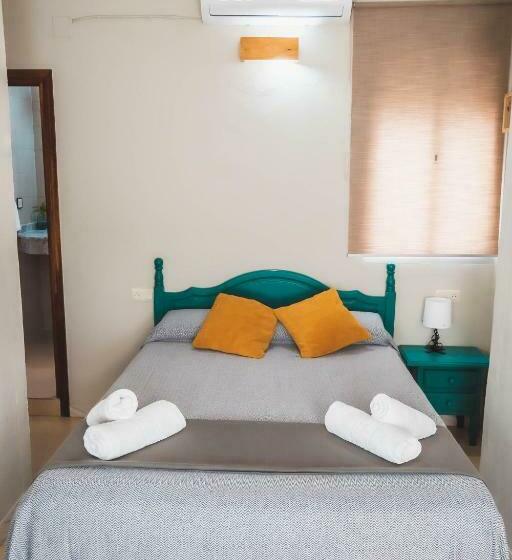 펜션 Hostal Cristina