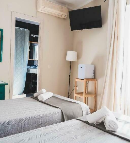 펜션 Hostal Cristina