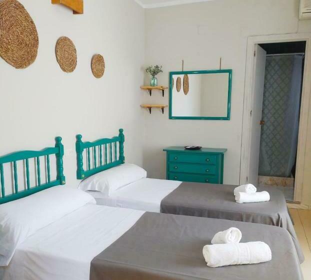 펜션 Hostal Cristina