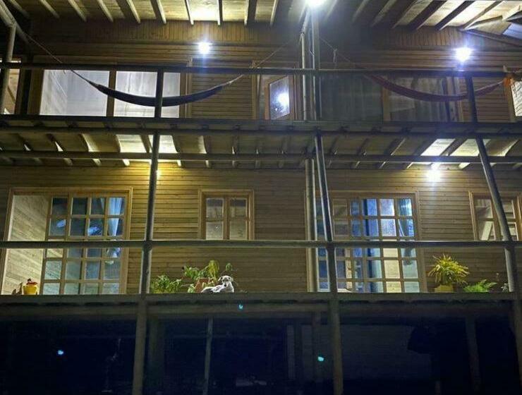 פנסיון Hostel Villa Luz Beach